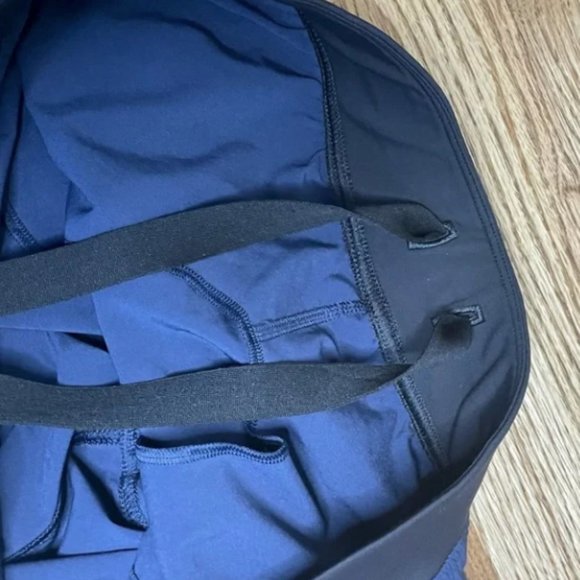 Lululemon The Short Linerless 11” XXL (Navy/Blue PolkaDOt) LIKE NEW - RARE CORE - Picture 6 of 10